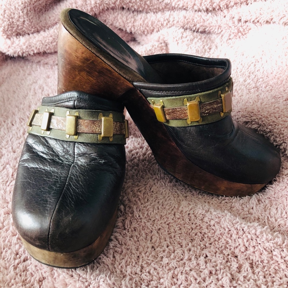 Calleen Cordero Hand made clogs Size 37